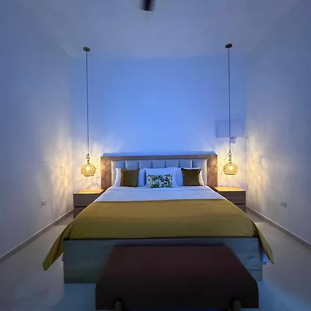 Casa De Besos